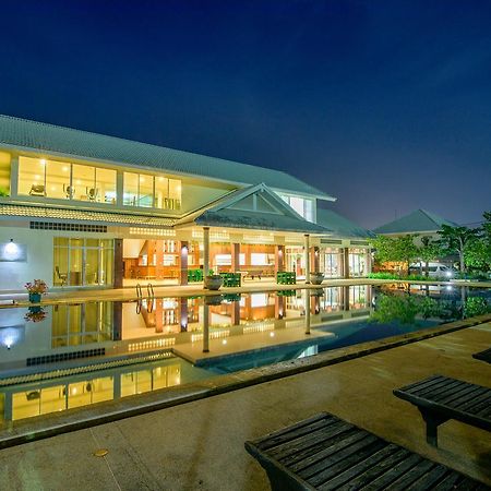 Hua Hin Condotel & Resort Taweeporn Buitenkant foto