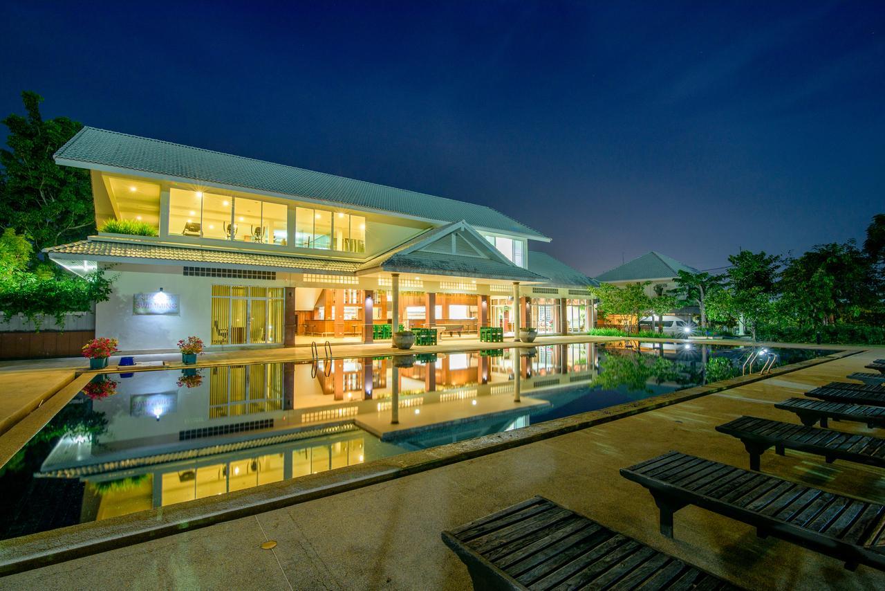 Hua Hin Condotel & Resort Taweeporn Buitenkant foto
