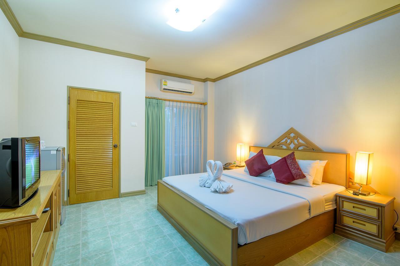 Hua Hin Condotel & Resort Taweeporn Buitenkant foto